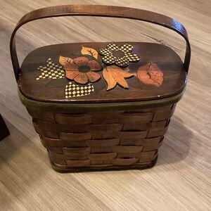 Vintage 70’s or earlier era - Wooden Weave Purse with floral fabric lining